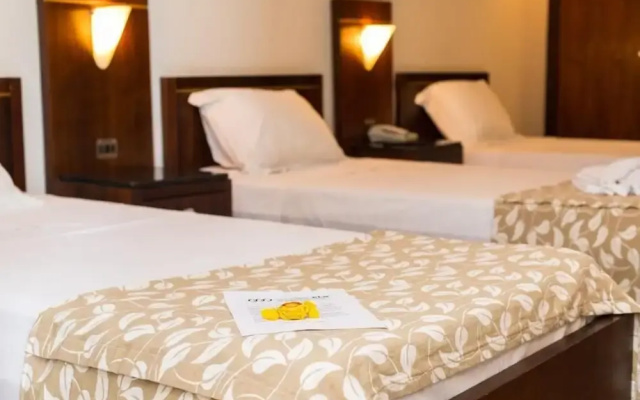 Hotel Elo Maringá