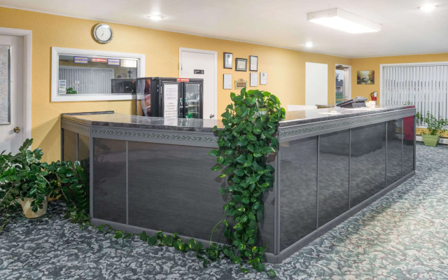 Knights Inn Kirksville