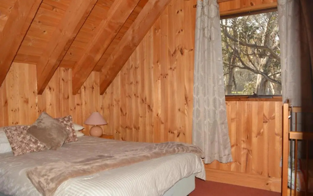 Snowdrop Lodge