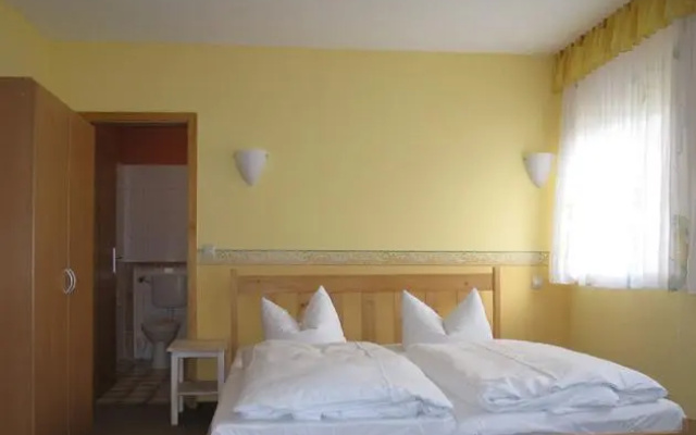 Hotel Märkisches Gutshaus und Pension Am Berg