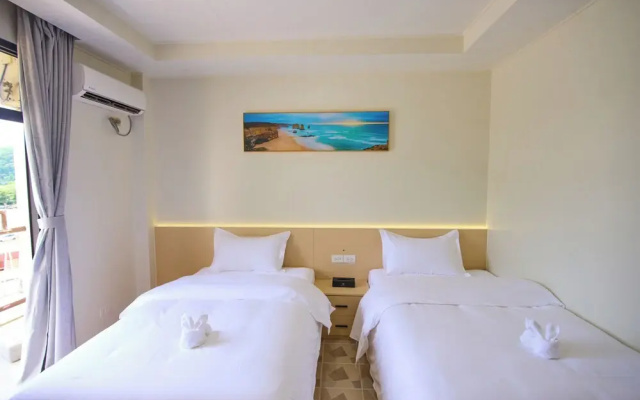 Belau Almond Hotel