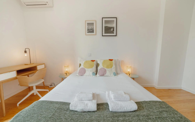 Courtyard Oporto Design Apartment E