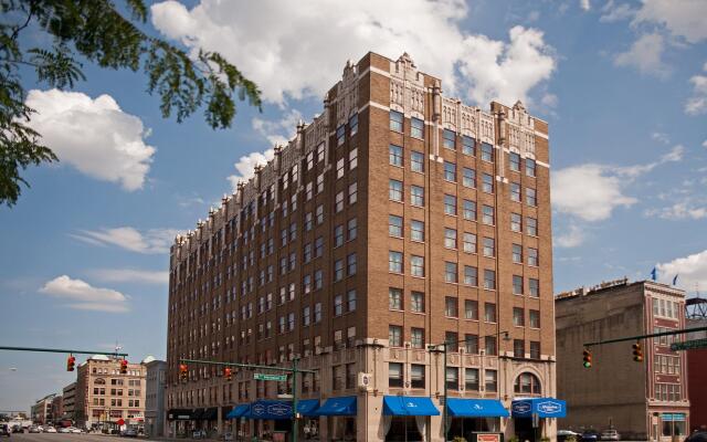 Отель Hampton Inn Indianapolis Downtown Across from Circle Centre вид на фасад