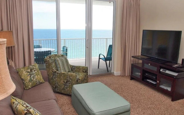 Tropic Winds Condominium
