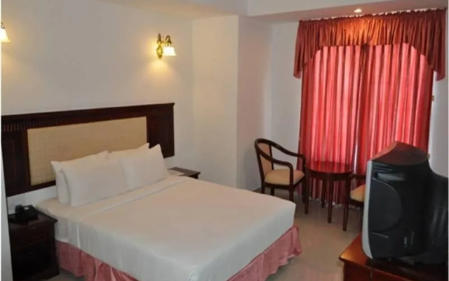 Hamilton Hotel