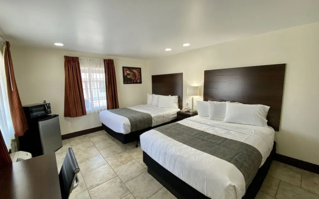 Roswell Inn