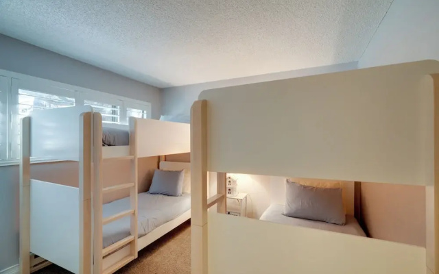 Oceanfront Watsonville Condo w/ Beach Access!