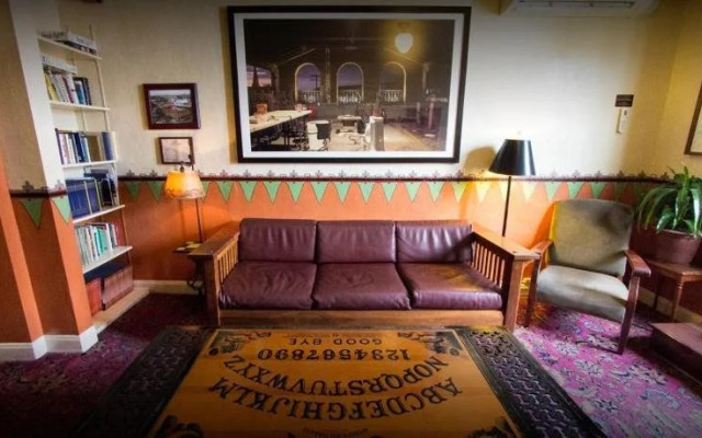 The Hotel Congress