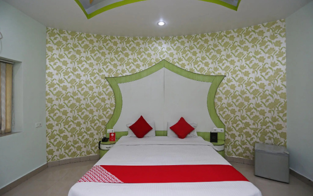 OYO 3276 Hotel Rockstar Suites