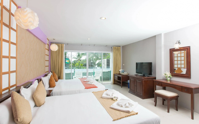 Time Out Hotel Beach Front