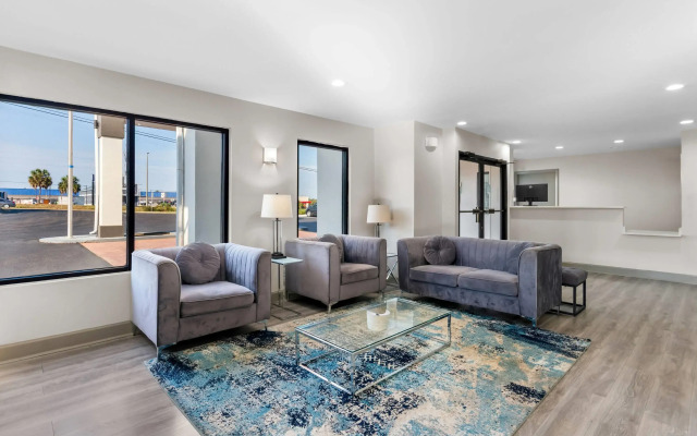 Days Inn by Wyndham Enterprise