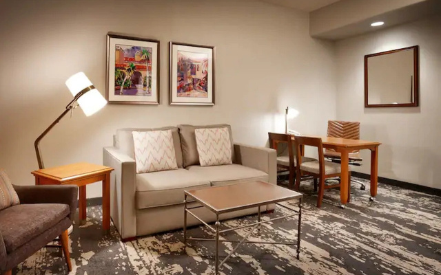 Embassy Suites Tucson - Paloma Village