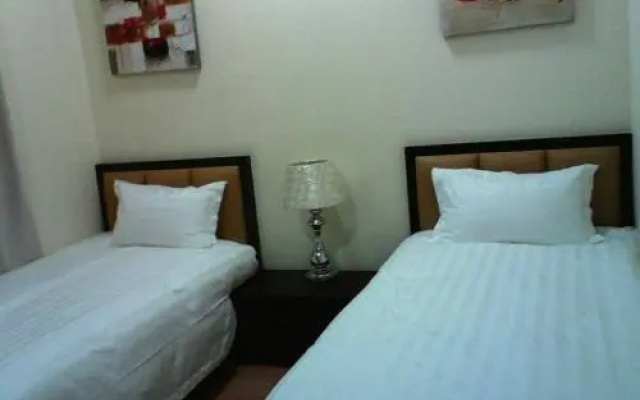 Hypermall Apartment