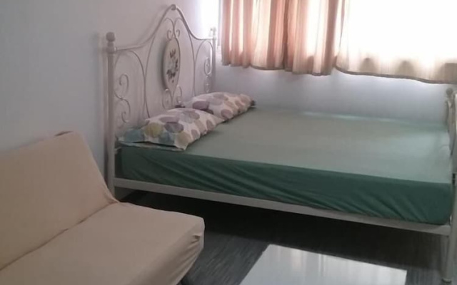 Room-thailand Taxi&apartment Hostel