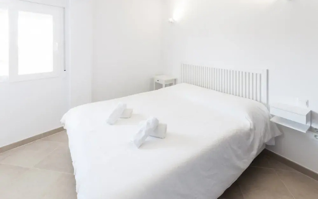 Sea Pearl - Apartment In Daimus. Free Wifi