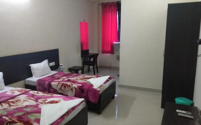Hotel the Ideal
