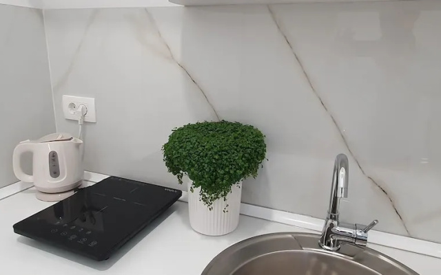 Happy Apartments