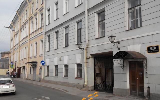 Suricata Hostel Санкт-Петербург городской автобус