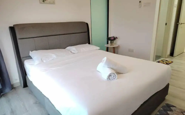 City View Southkey 2BR2FREE 18F By Natol
