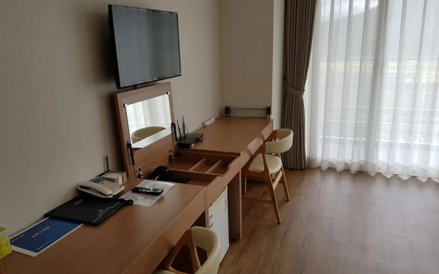 Athlete's Temporary Lodge
