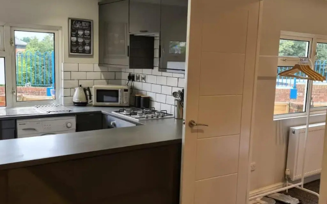 Morris Lodge, Southampton - 1 Bedroom, Free Wifi & Parking