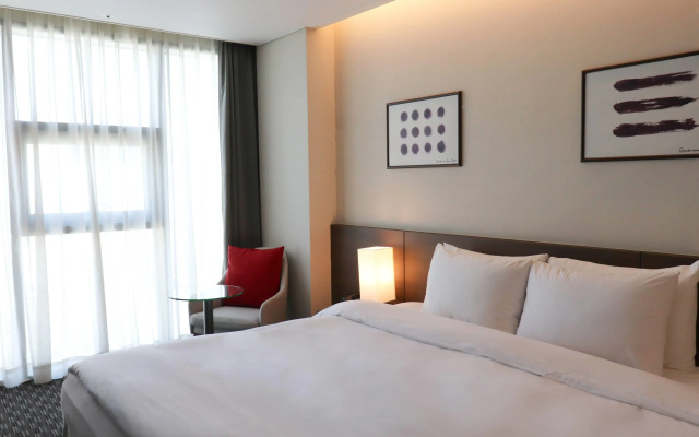 Ramada Encore by Wyndham Busan Station