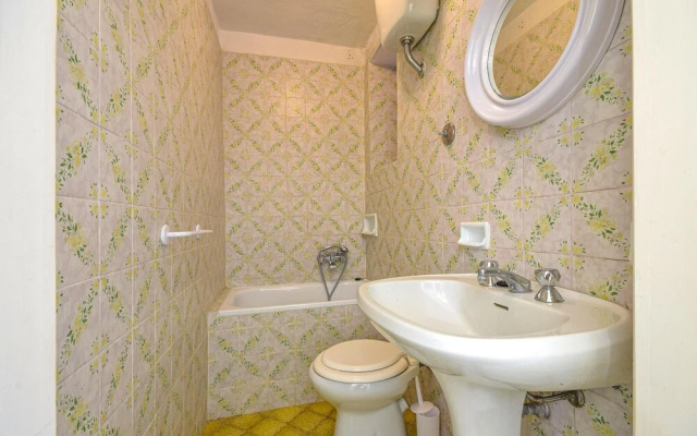 Awesome Home in Recco With Wifi and 3 Bedrooms