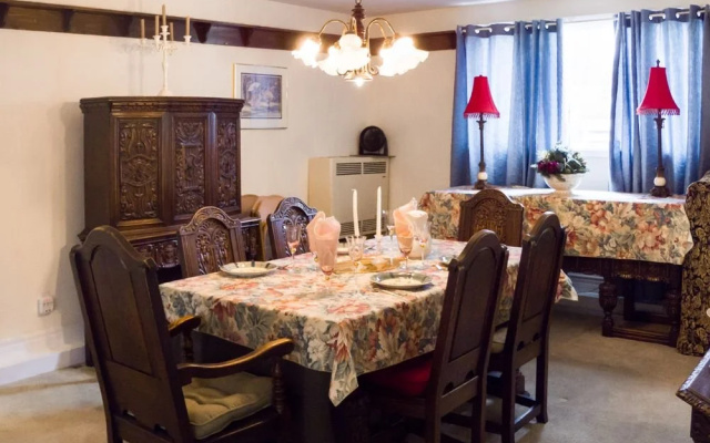 Jordan Village Guest Manor B&B