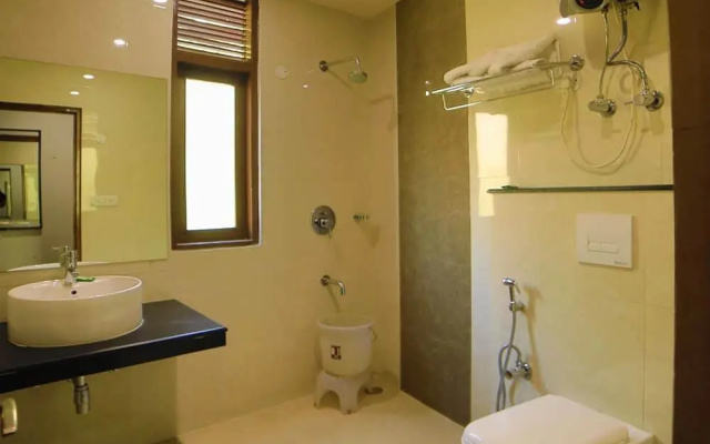 J S Group Hotel Eco Groves Manali