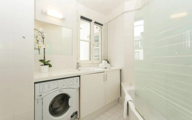 Private Apartment La Seine Notre Dame