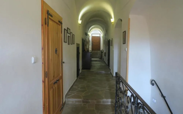 9. Autentico
