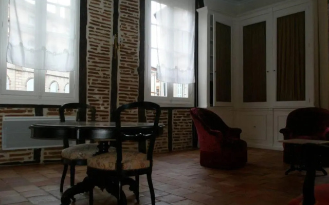 Logis de Sainte-Scarbes