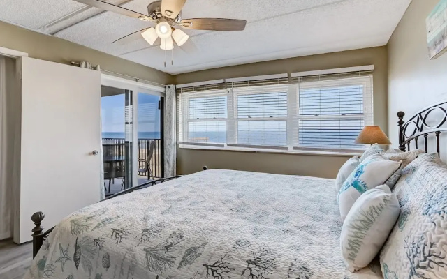 Enhanced Unit with Awesome View of Atlantic from Private Balcony by RedAwning