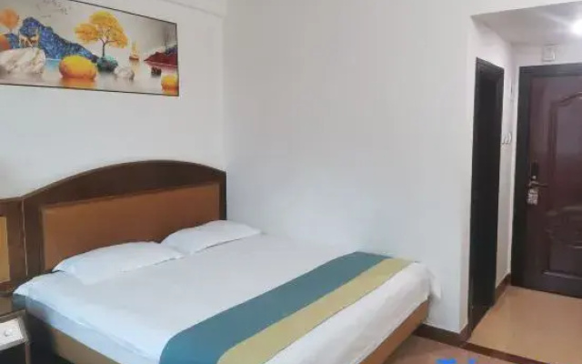 Jingu Garden Hotel (Wenchang Railway Station Wennan Old Street)