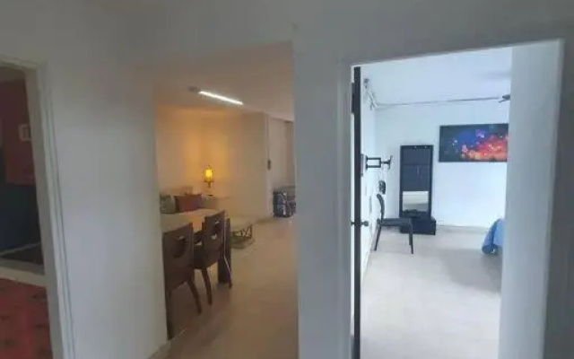 R.9 Apartamento de 3 habitaciones zona turística.