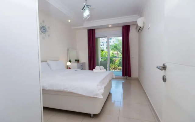 Marvelous Resort With Shared Pool in Alanya