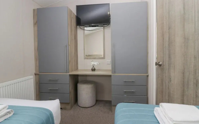The Three Bears Lodge, Coniston Drive 11
