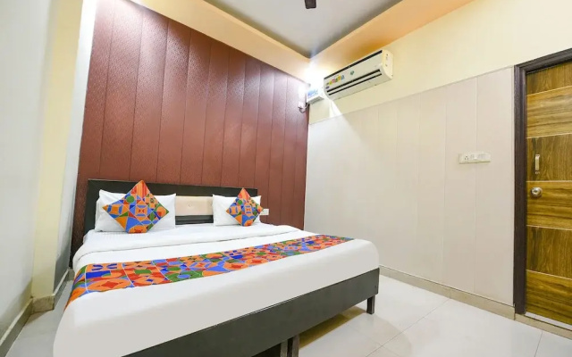 Fabhotel Lake View I