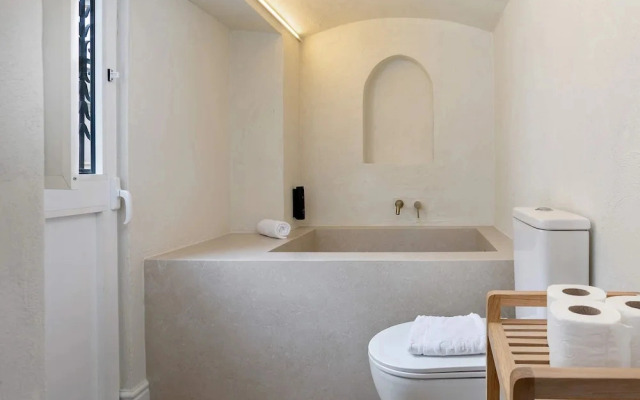 Elegant Apartment in Sevilla. Antonia Diaz III