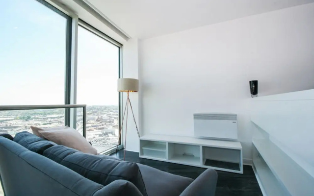 Rotunda - Amazing Skyline Suite