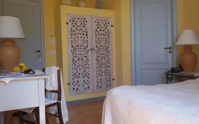 Marulivo Hotel
