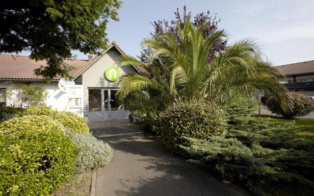 Отель Campanile Hendaye Франция, Хендее - отзывы, цены и фото номеров - забронировать отель Campanile Hendaye онлайн вид на фасад