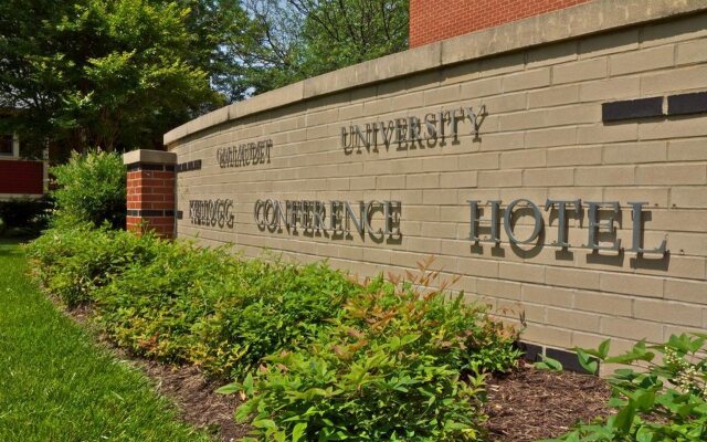Kellogg Conference Hotel at Gallaudet University вид на фасад