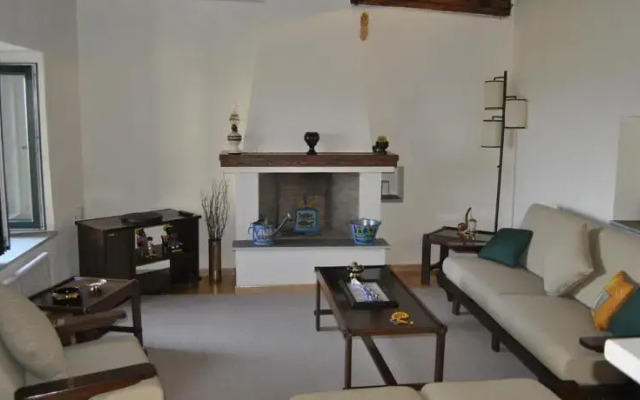 Alias Guesthouse