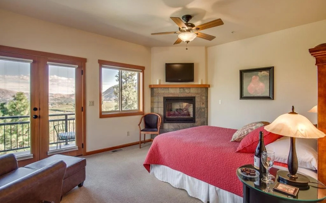 Cascade Valley Inn