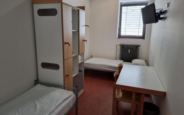 LaOla Living - Hostel