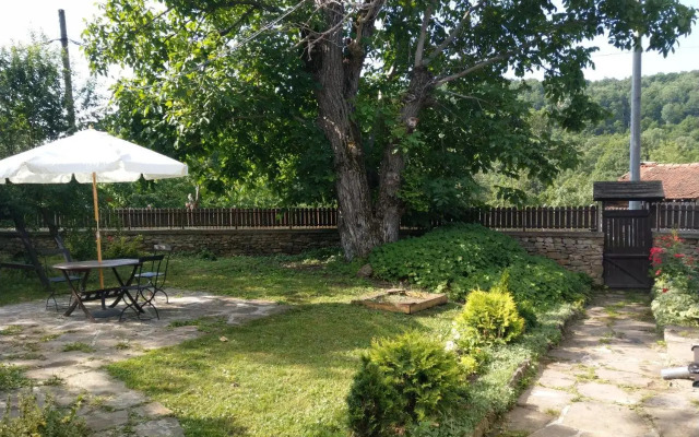 Vitanova Guest House