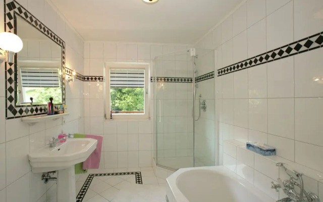 Splendid Apartment in Zell am See with Garden