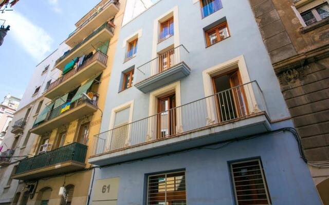 Апартаменты Barcelona Beach Apartments Барселона вид на фасад