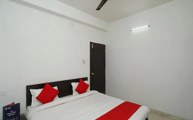 OYO 30698 Hari Om Guest House